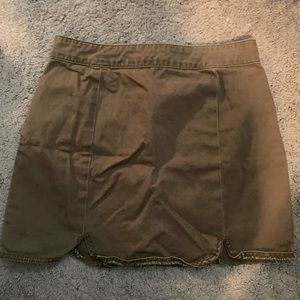 Scallop hem skirt